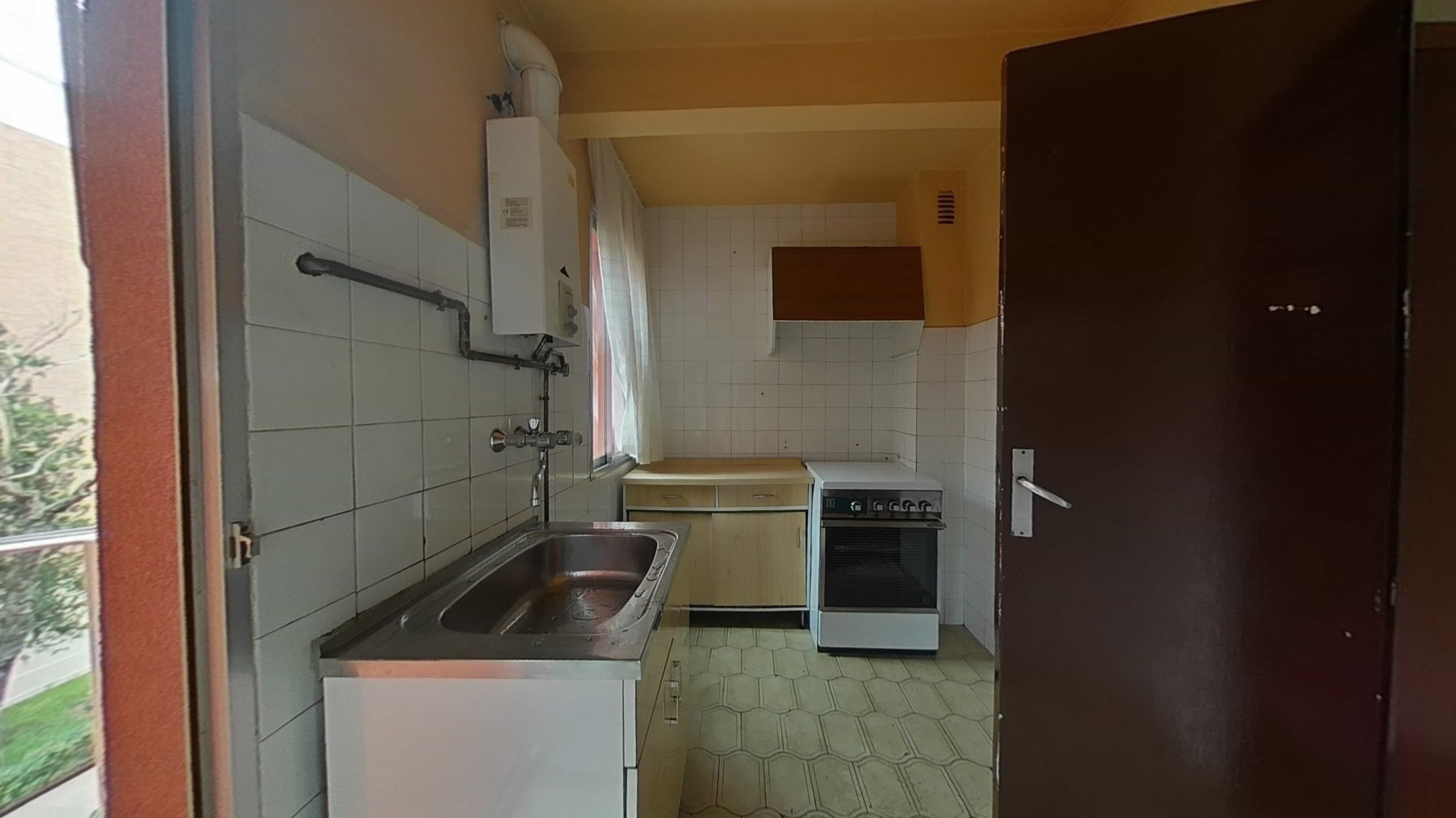 Piso en venta en calle Ocaña