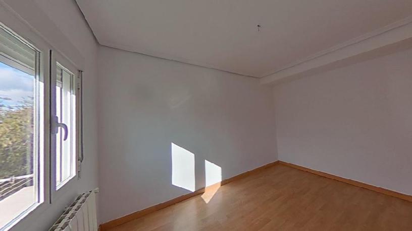 Piso en venta en calle Entre Arroyos