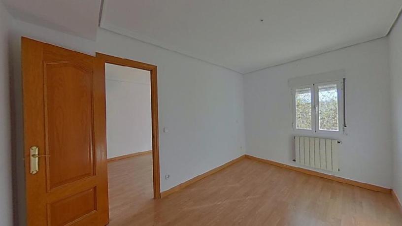 Piso en venta en calle Entre Arroyos