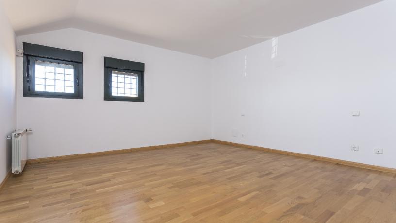 Chalet adosado en venta en calle Pilar Bardem
