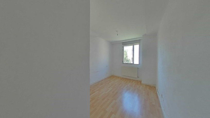 Piso en venta en calle La Retama