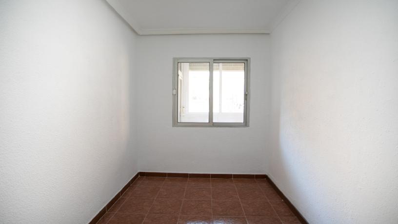 Piso en venta en calle Gomez de Arteche