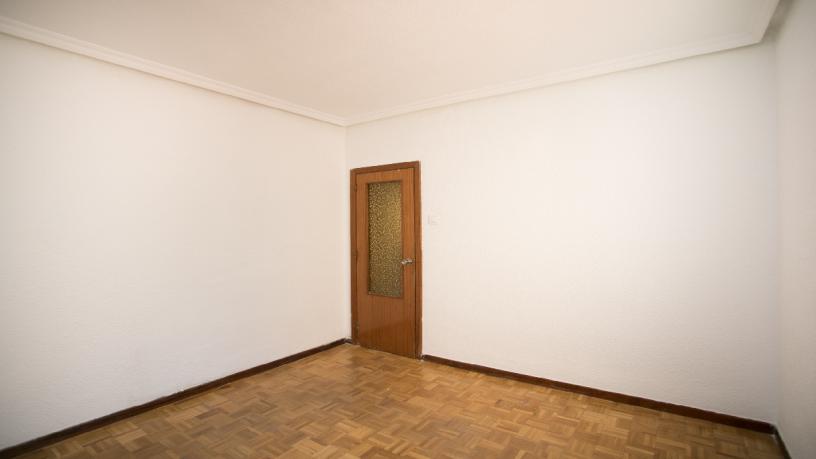 Piso en venta en calle Gomez de Arteche