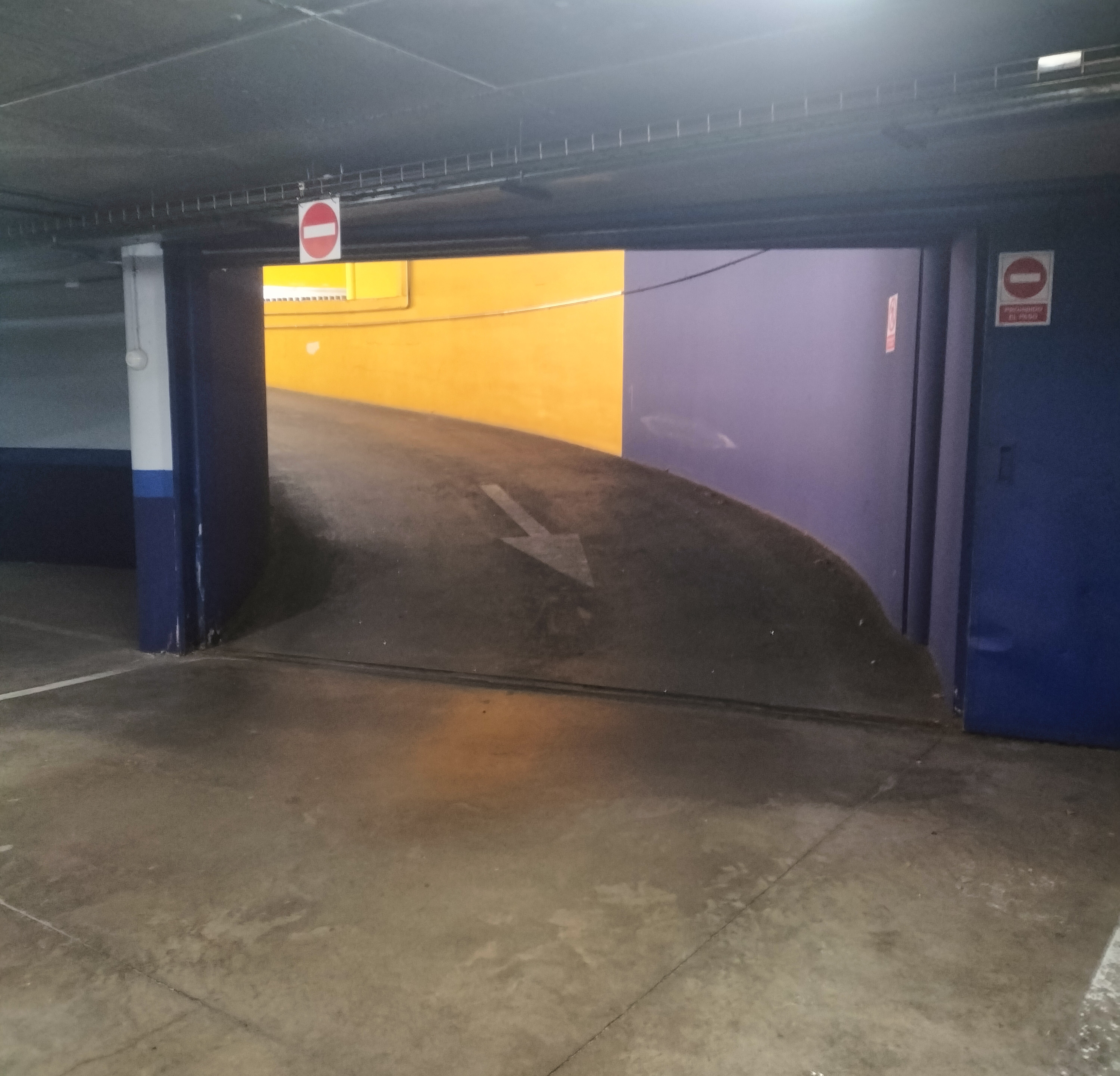 Garage à vendre à avda De America