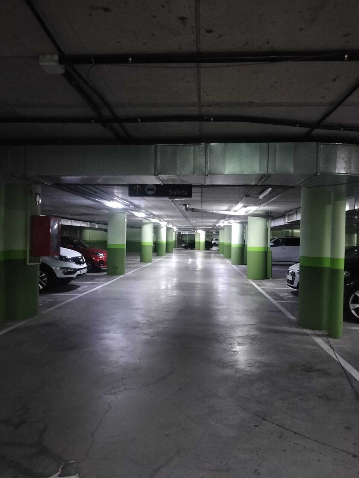 Garage à vendre à avda De America