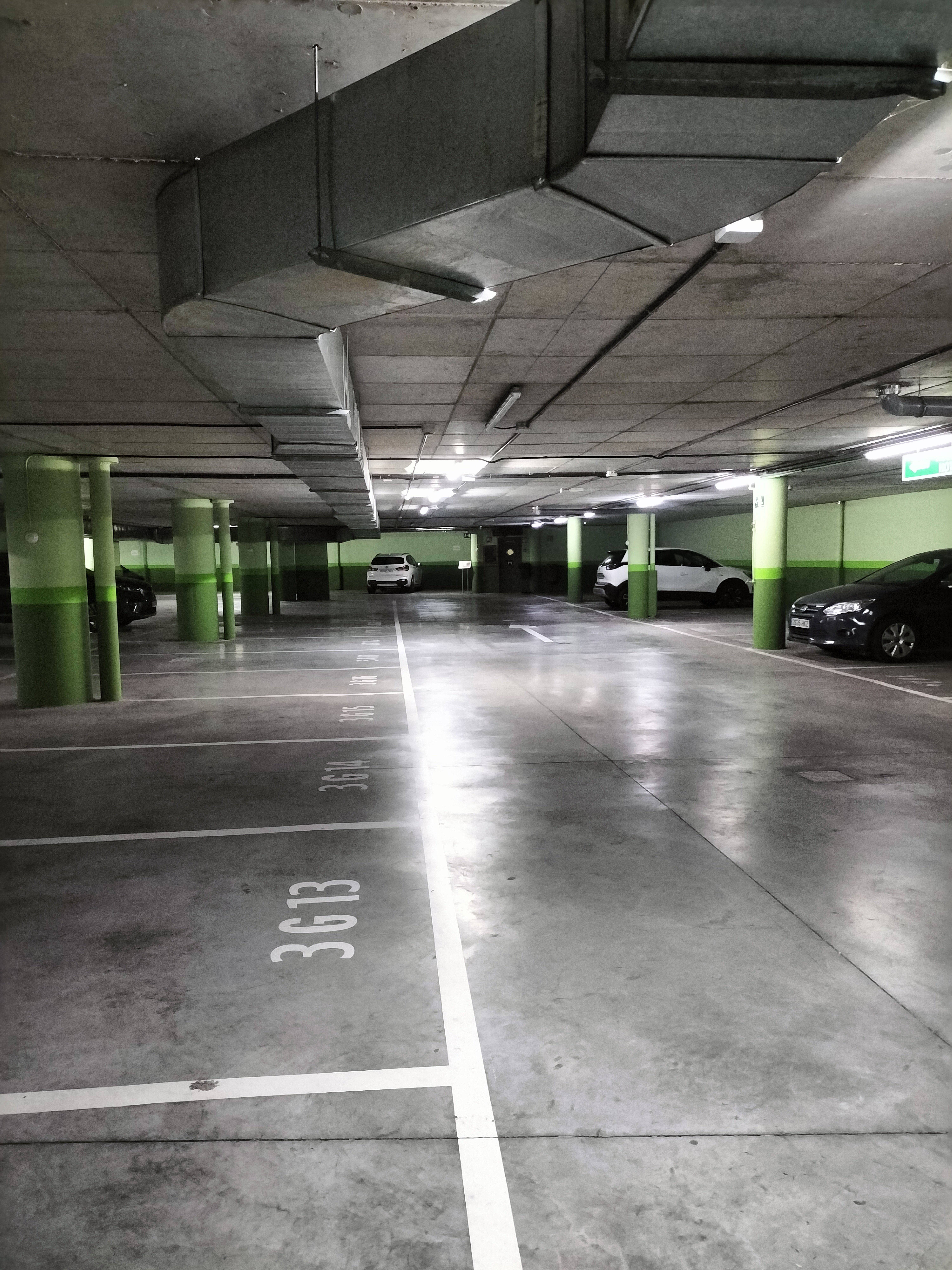 Garage à vendre à avda De America