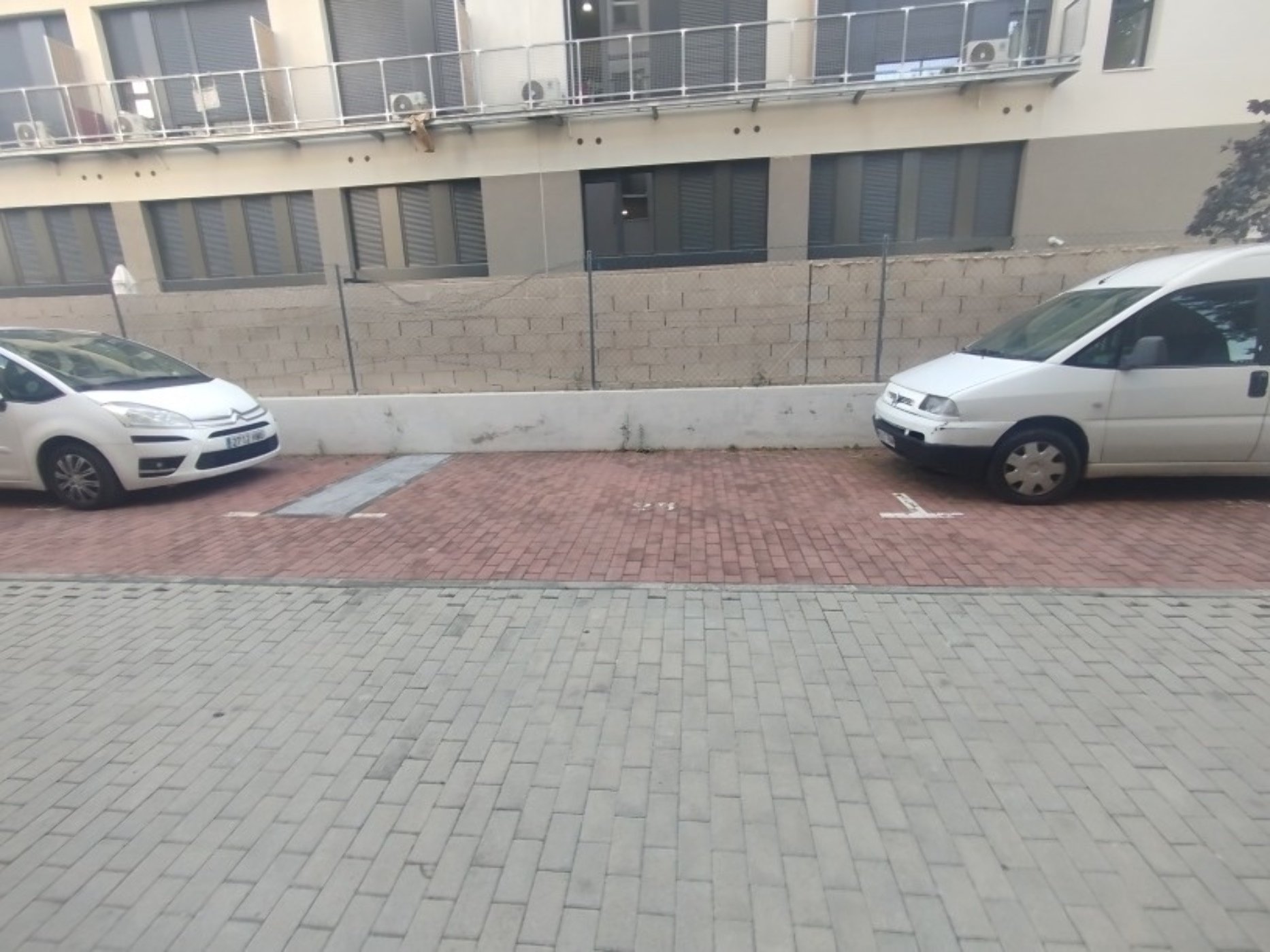 Garage for sale in calle Laguna del Marquesado