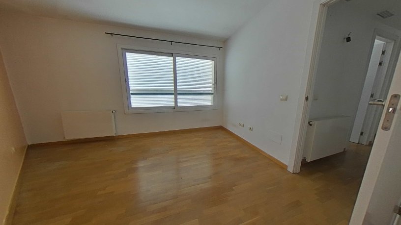 Chalet adosado en venta en calle Mar Chico