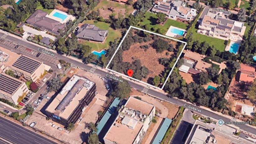Urban ground for sale in calle Gobelas