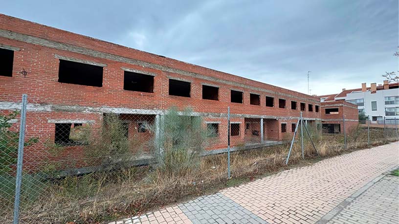 Obra parada en venta en calle Sau-3 Ciudad Jardin