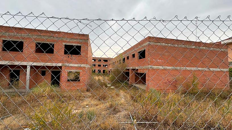 Obra parada en venta en calle Sau-3 Ciudad Jardin