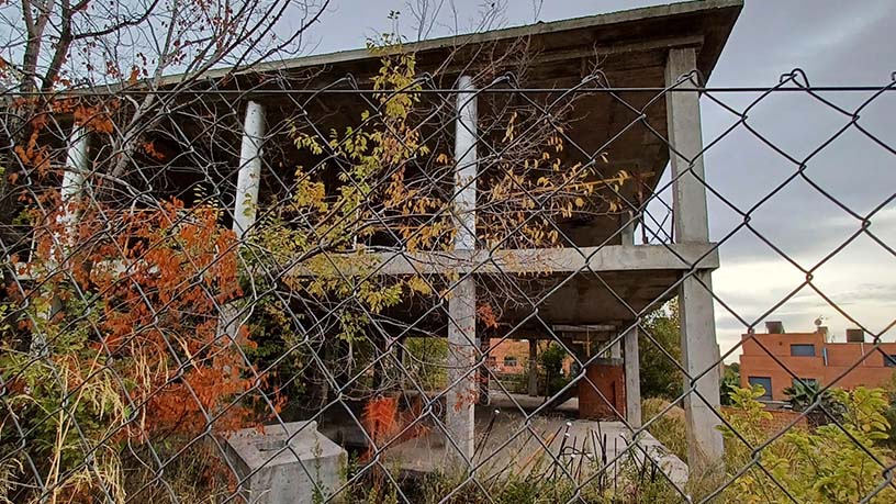 Obra parada en venta en calle Reino Unido