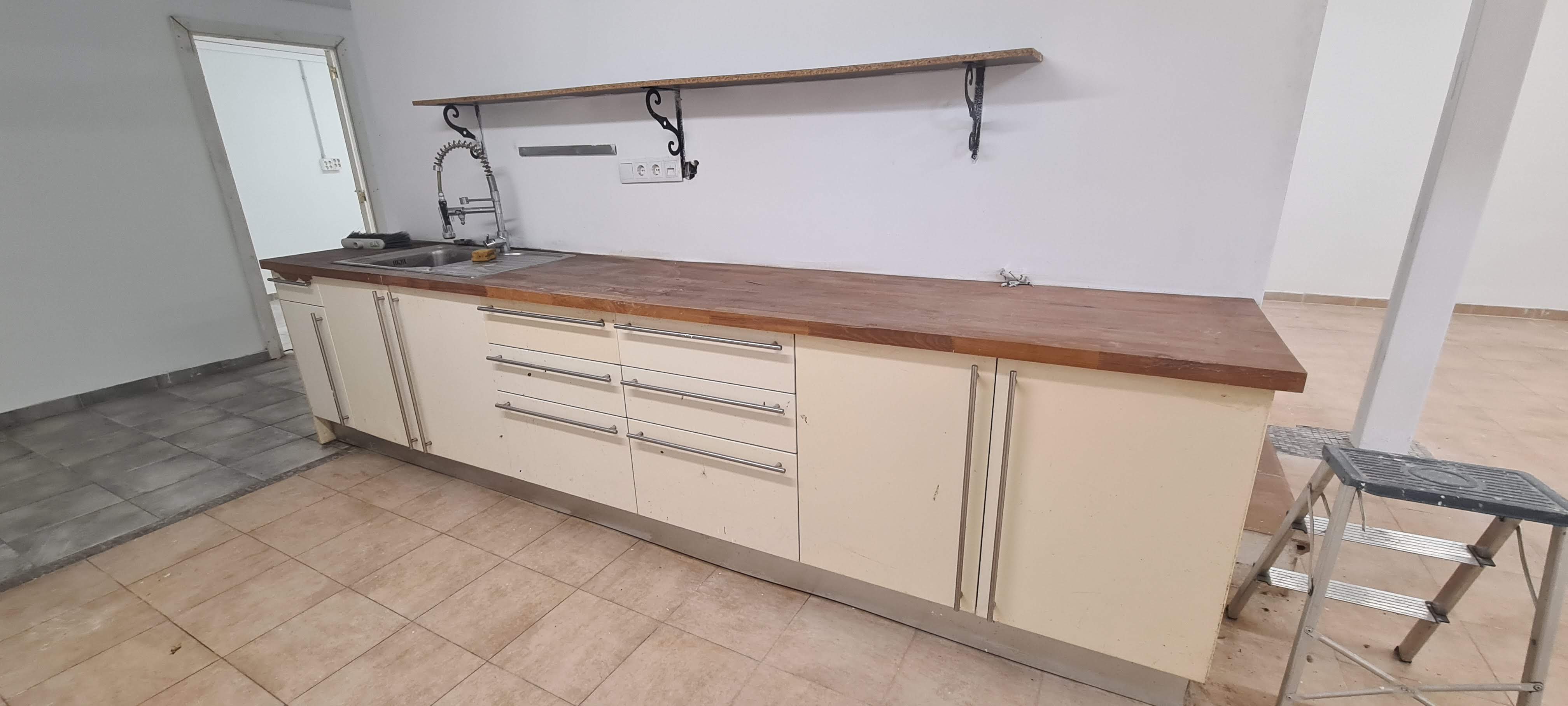 Local en venta en calle Calle la Paz