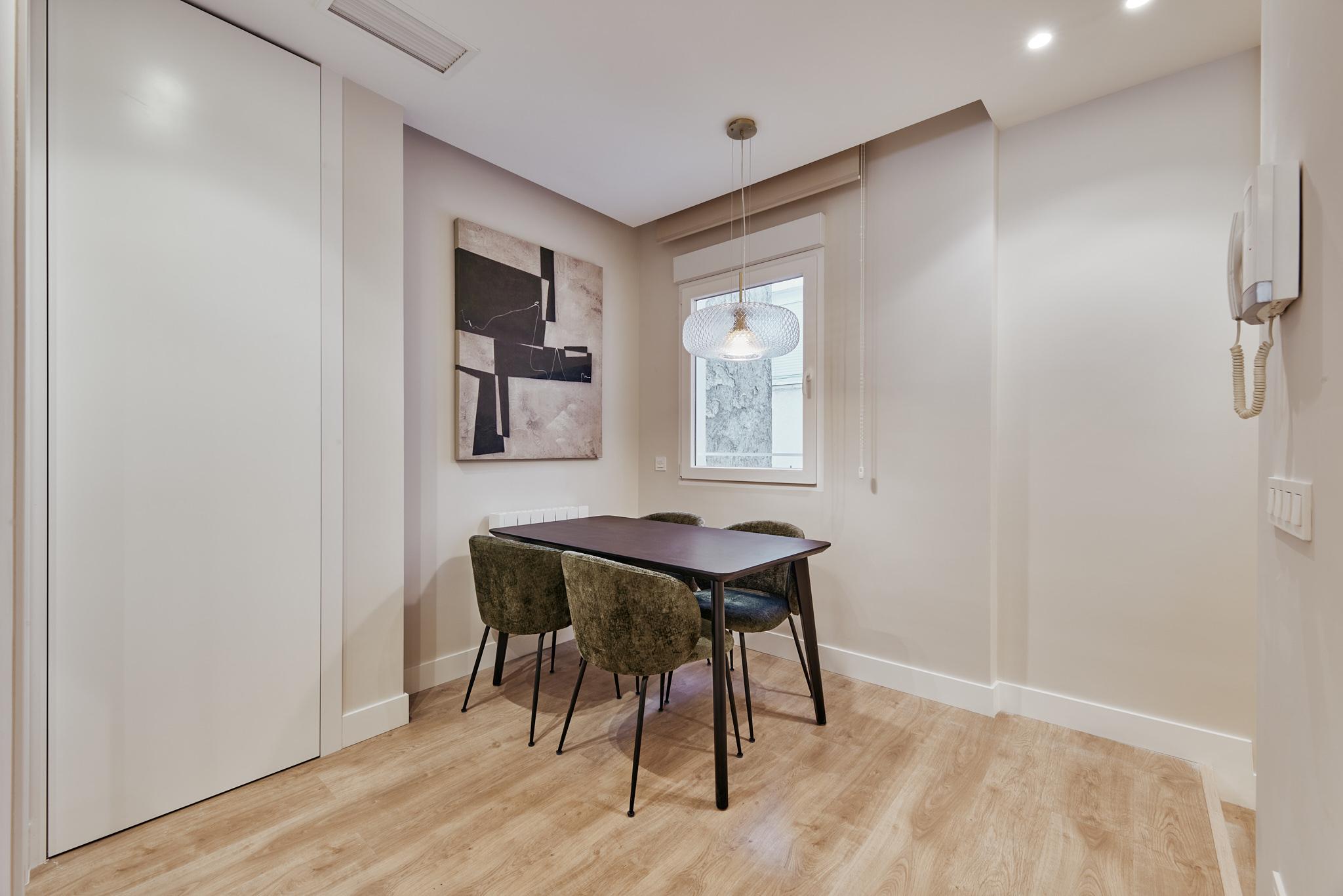 Piso en venta en calle Hermosilla