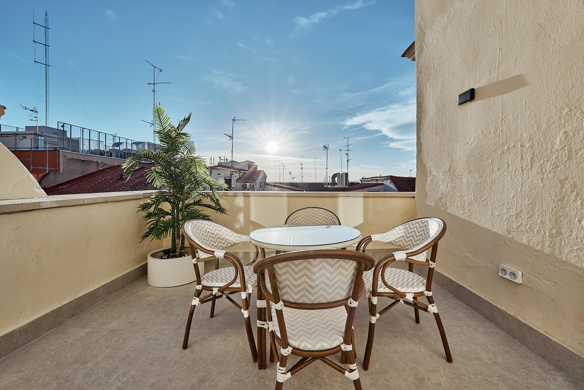 Flat for sale in calle Leganitos