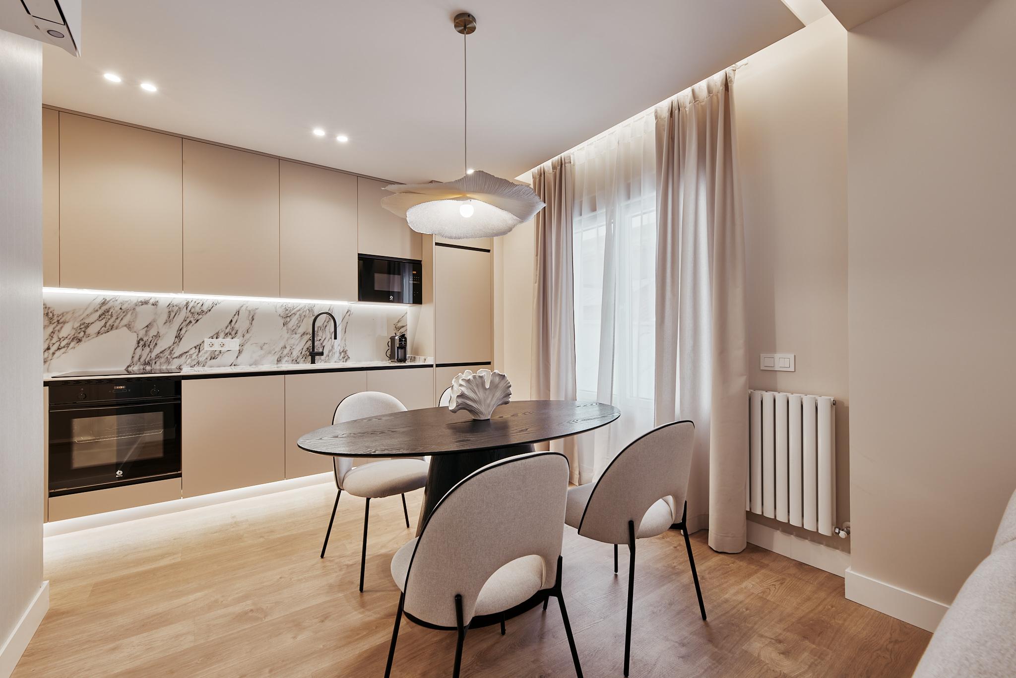 Piso en venta en calle Hilarion Eslava