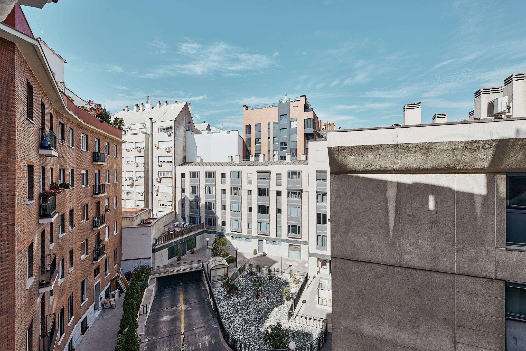 Piso en venta en calle Juan Bravo