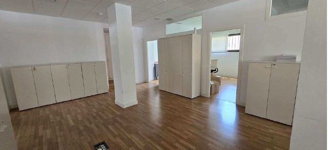 Bureau à vendre à calle Frco Javier Sauquillo