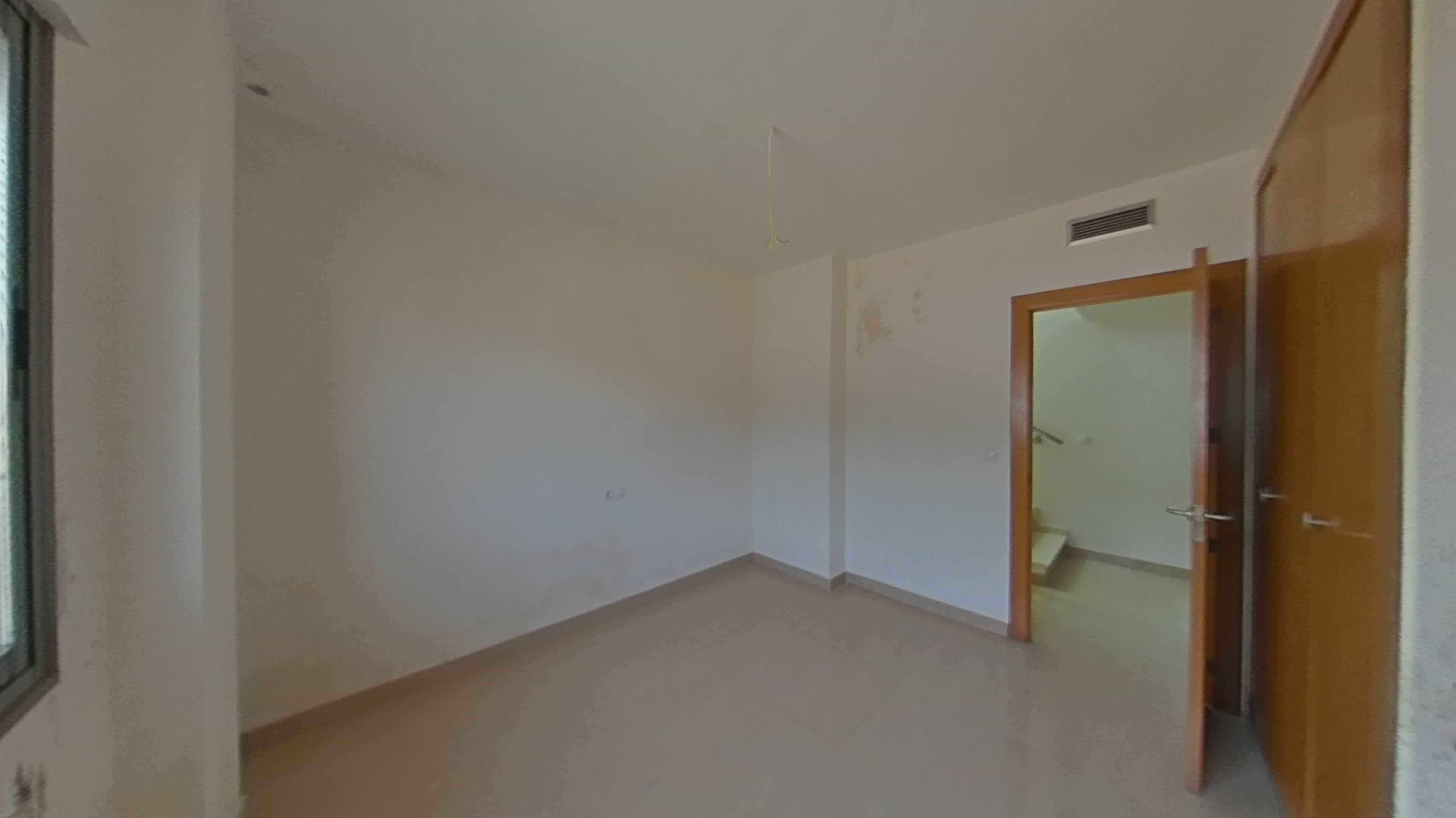Chalet adosado en venta en calle Buganvillas