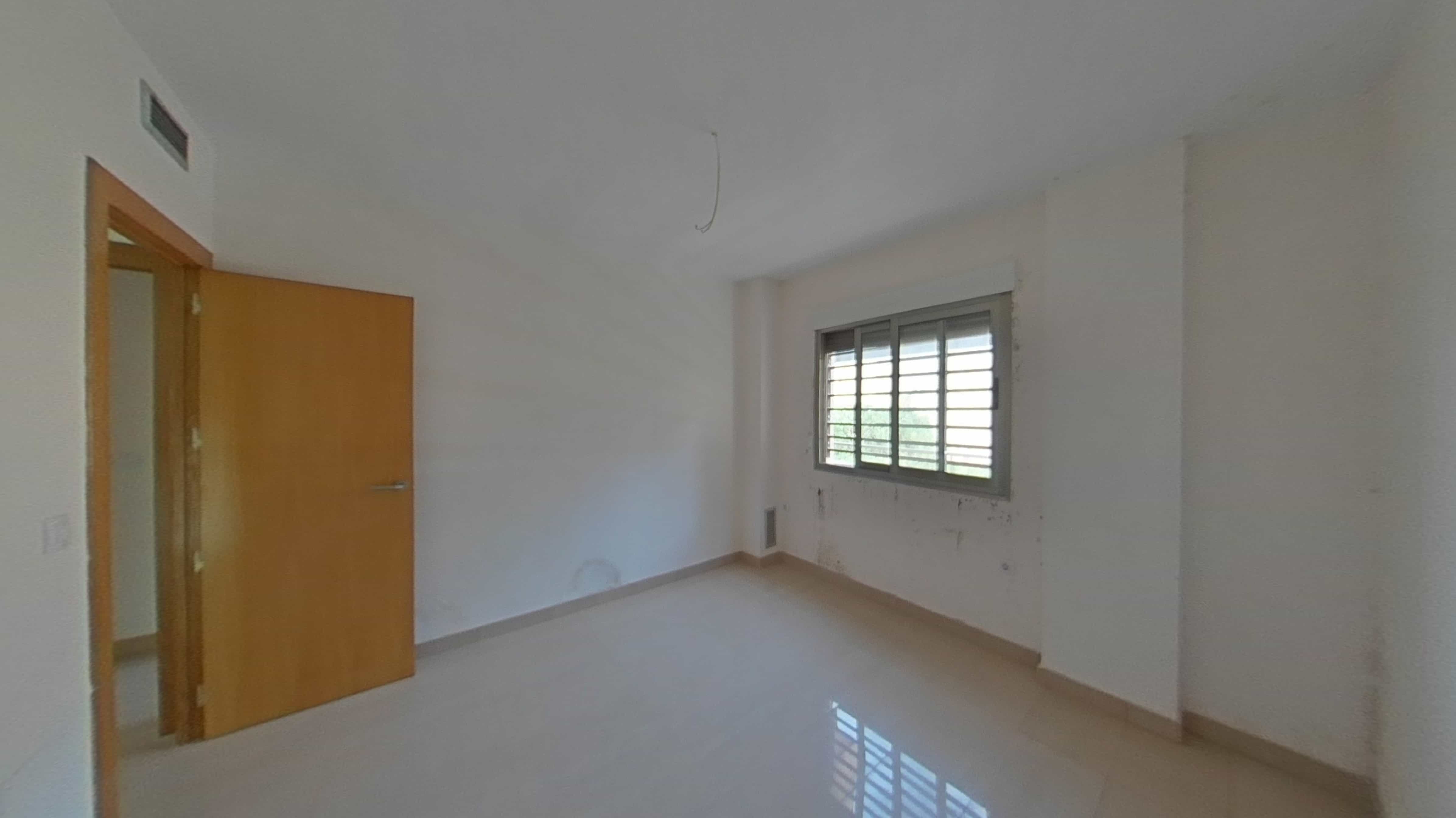 Chalet adosado en venta en calle Buganvillas