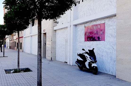 Salle de stockage  dans rue Aguilas, Yecla