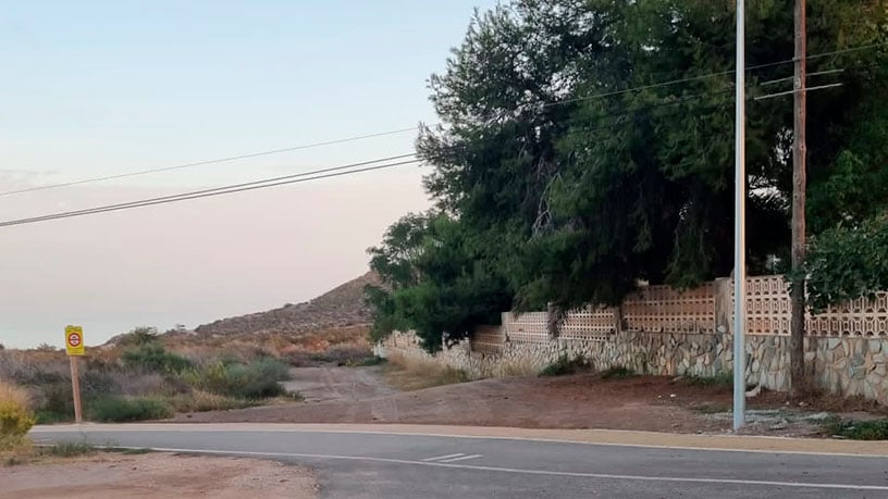 Developable land for sale in calle Urbaniz Playa Arroz 2