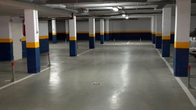Garage à vendre à urb El Valle Golf Resort
