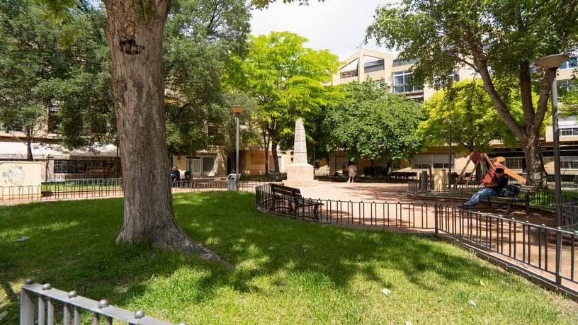 Local en venta en calle De la Almazarica