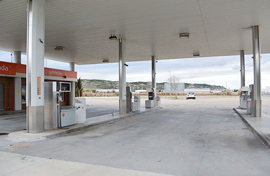 Gas Station for sale in ctra Na-115