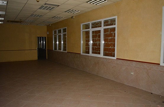 Gas Station for sale in ctra Na-115