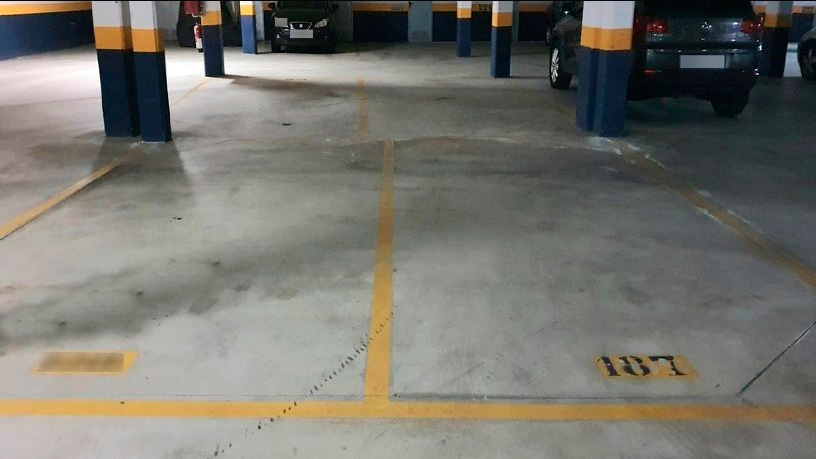 Garage à vendre à plaza Larrache