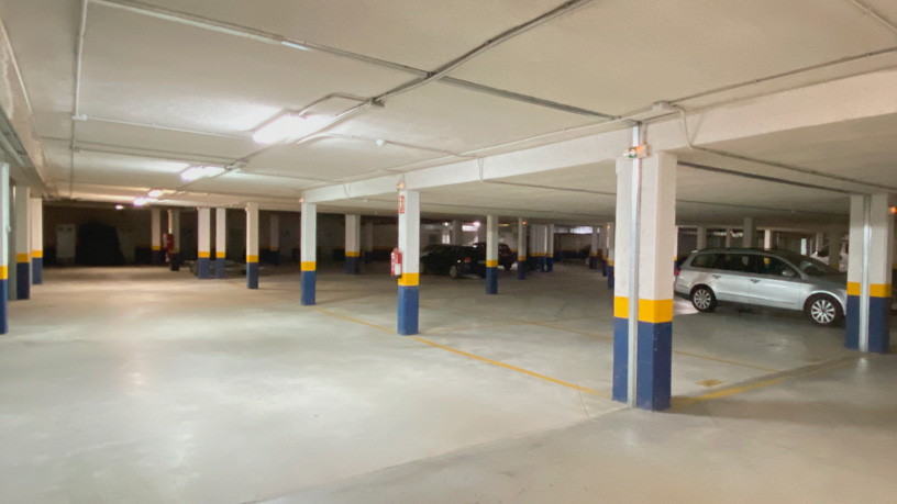 Garage à vendre à plaza Larrache
