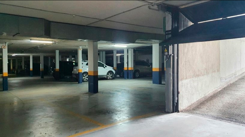 Garage à vendre à plaza Larrache