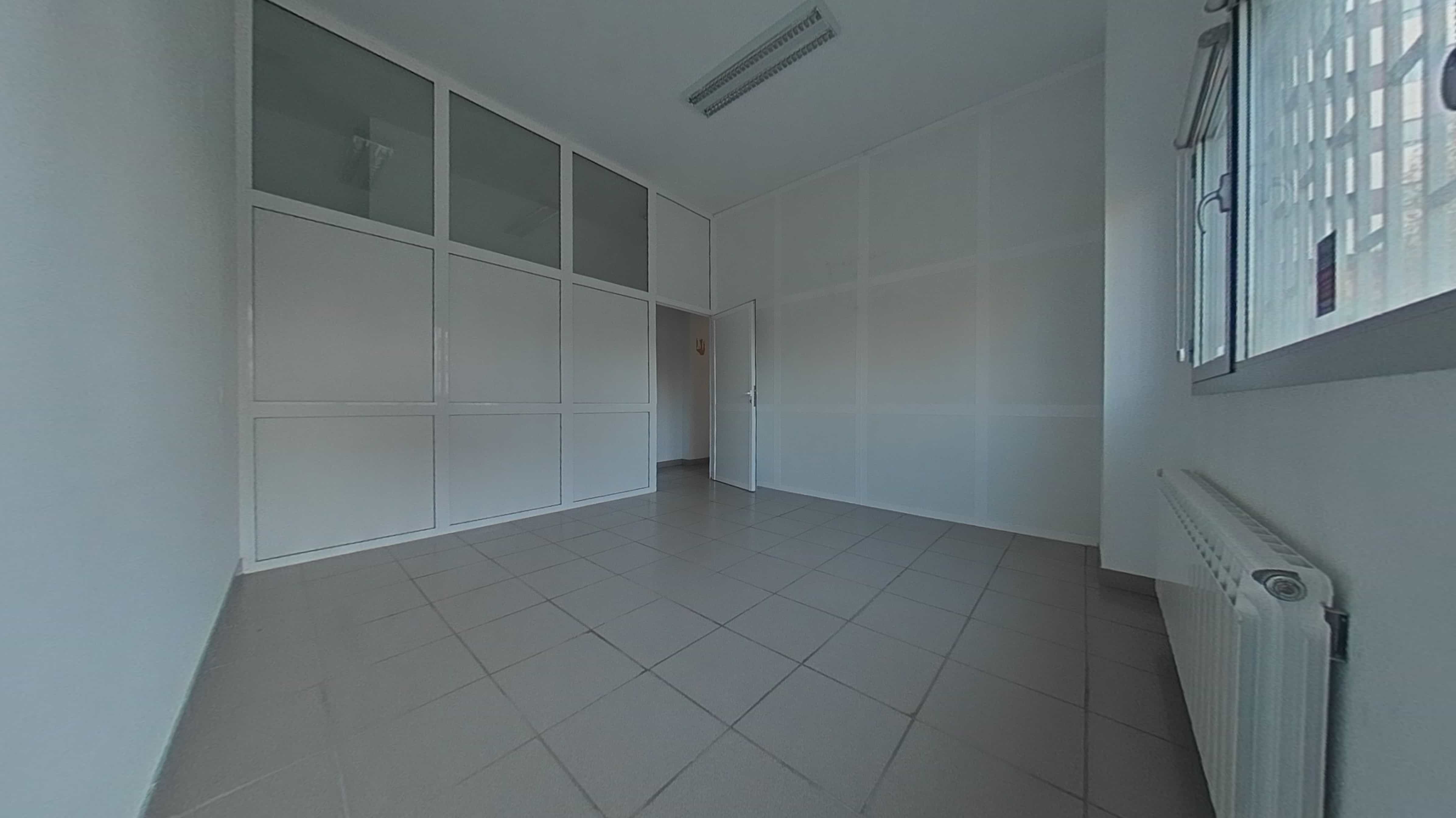 Locaux commerciaux à vendre à calle Miren Martinez Saez del Burgo