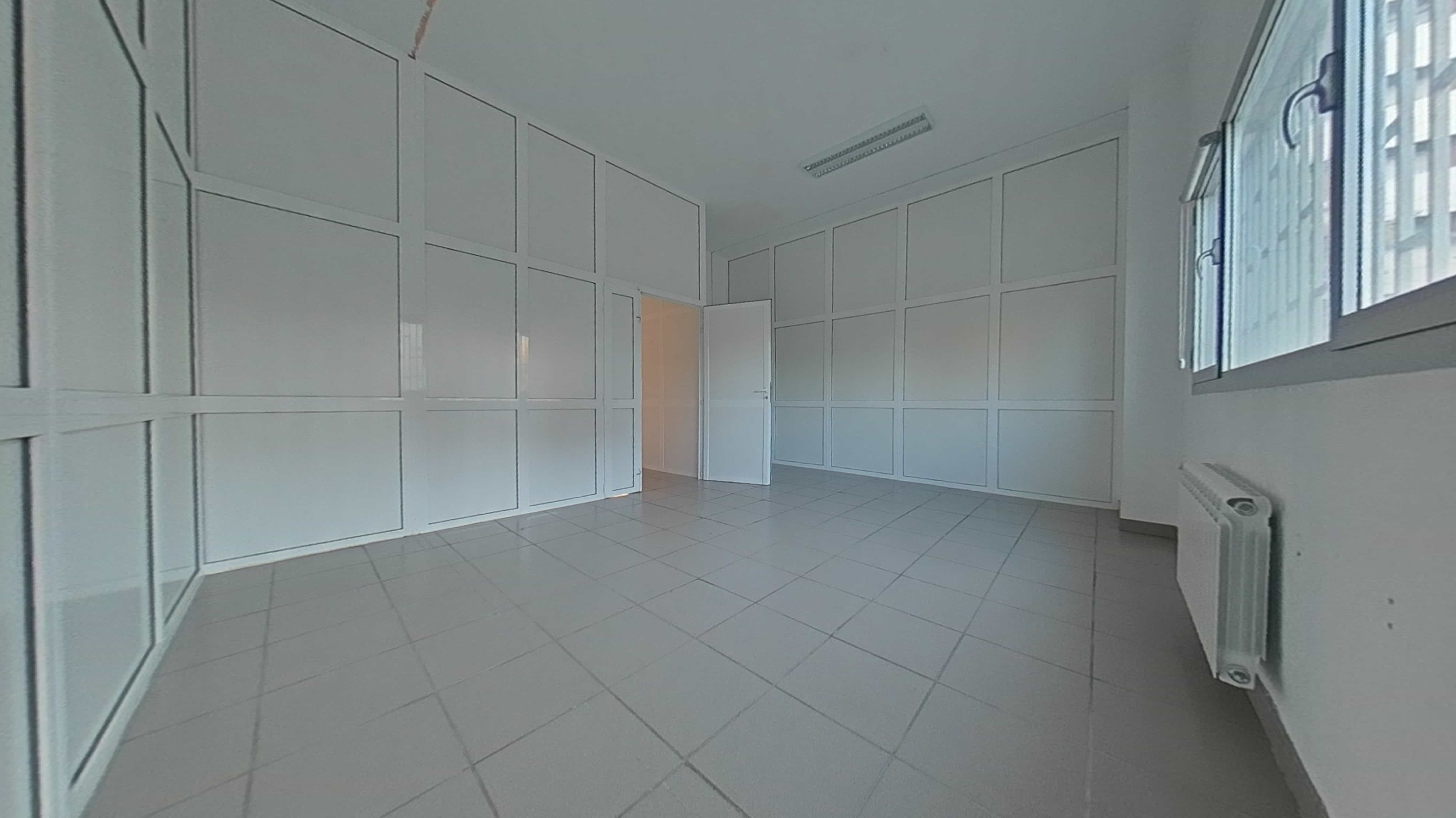 Locaux commerciaux à vendre à calle Miren Martinez Saez del Burgo