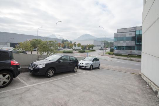 Garage for sale in calle Aliendalde