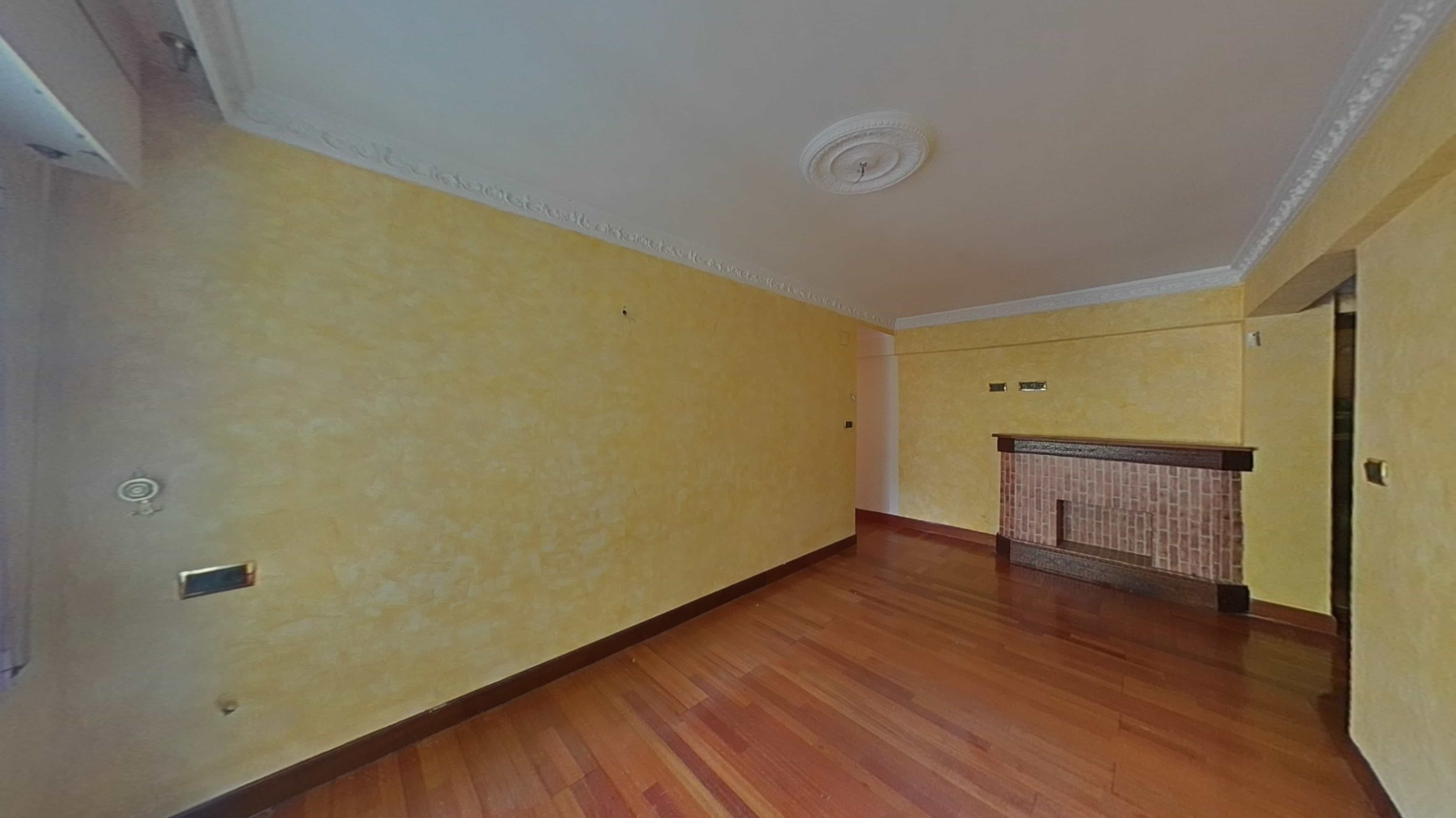 Piso en venta en calle Zamakola