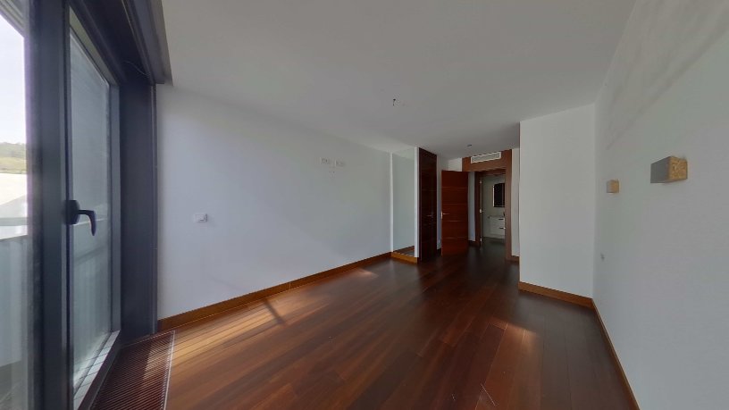 Piso en venta en calle Ramon Rubial
