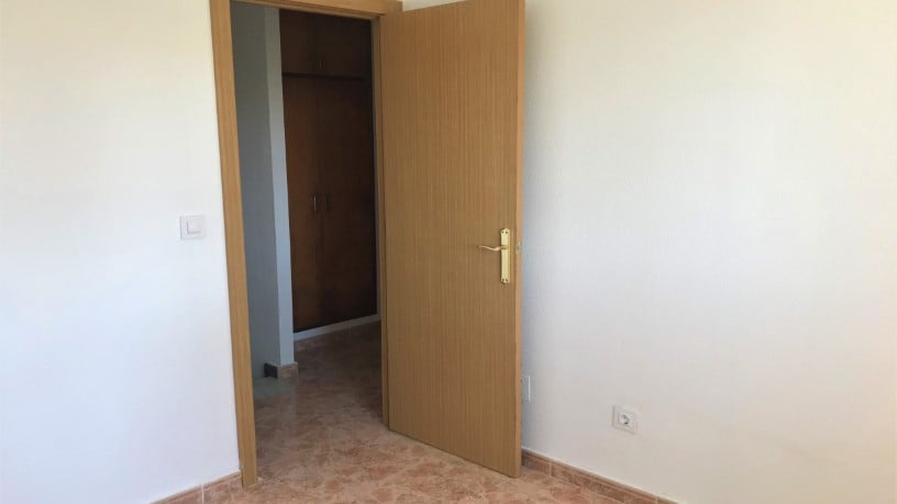 Chalet adosado en venta en calle Doña Rodriguez