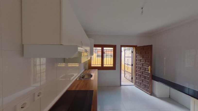 Chalet adosado en venta en calle Dorotea