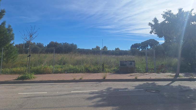 Urban ground for sale in calle Calle Garcilaso de la Vega 8