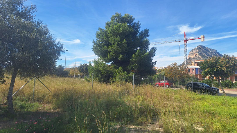 Urban ground for sale in calle Calle Garcilaso de la Vega 8