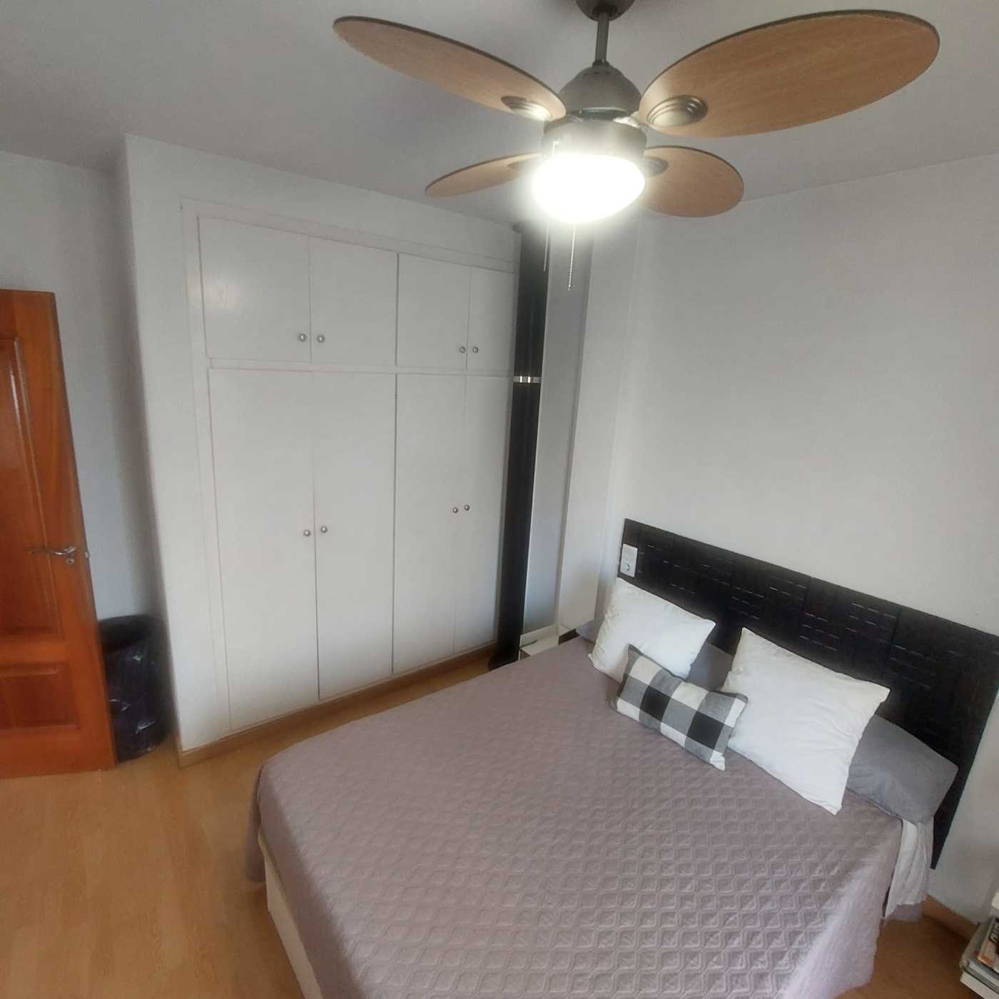 Piso en venta en calle Calle Madamme Curie