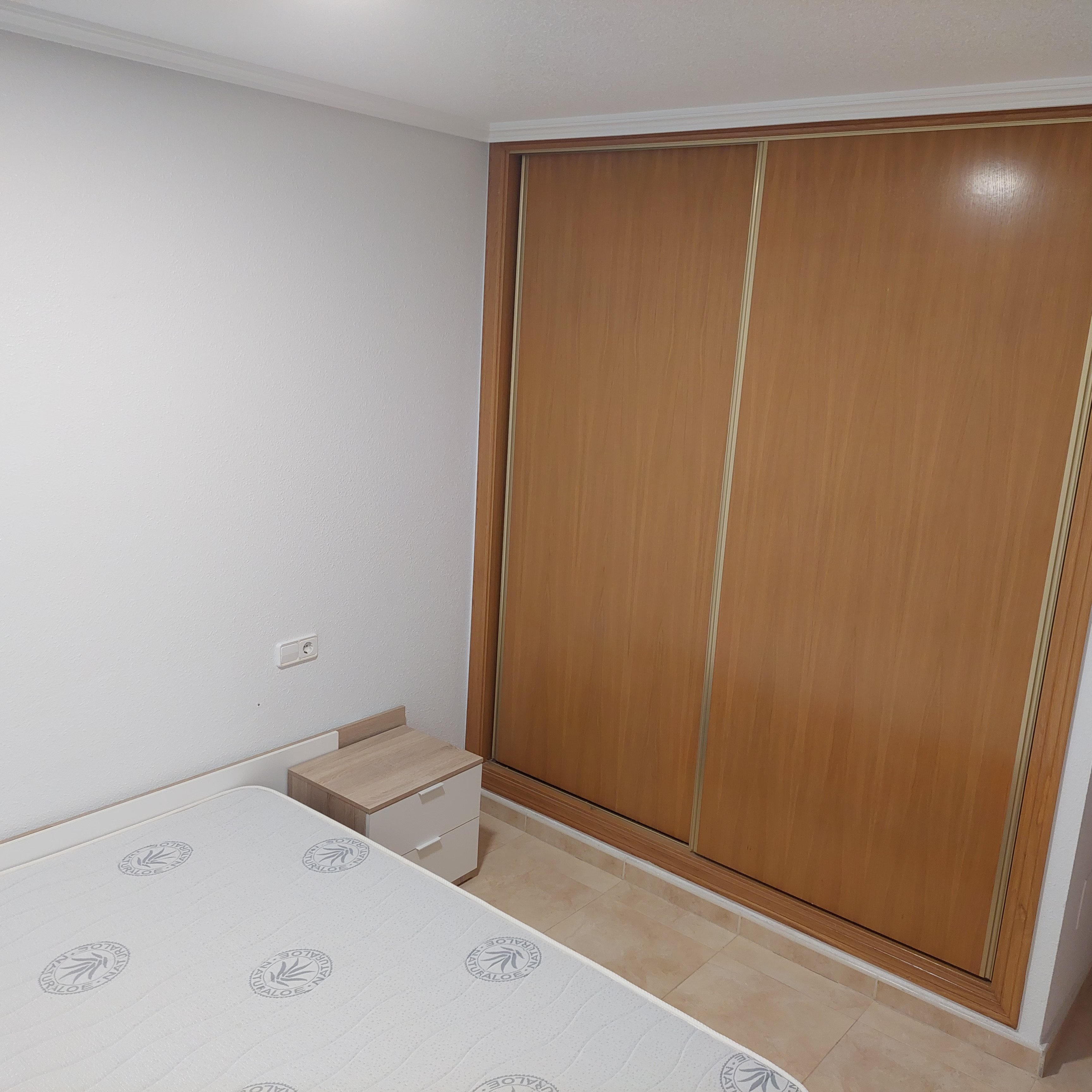 Piso en venta en calle Calle Rafael Alberti