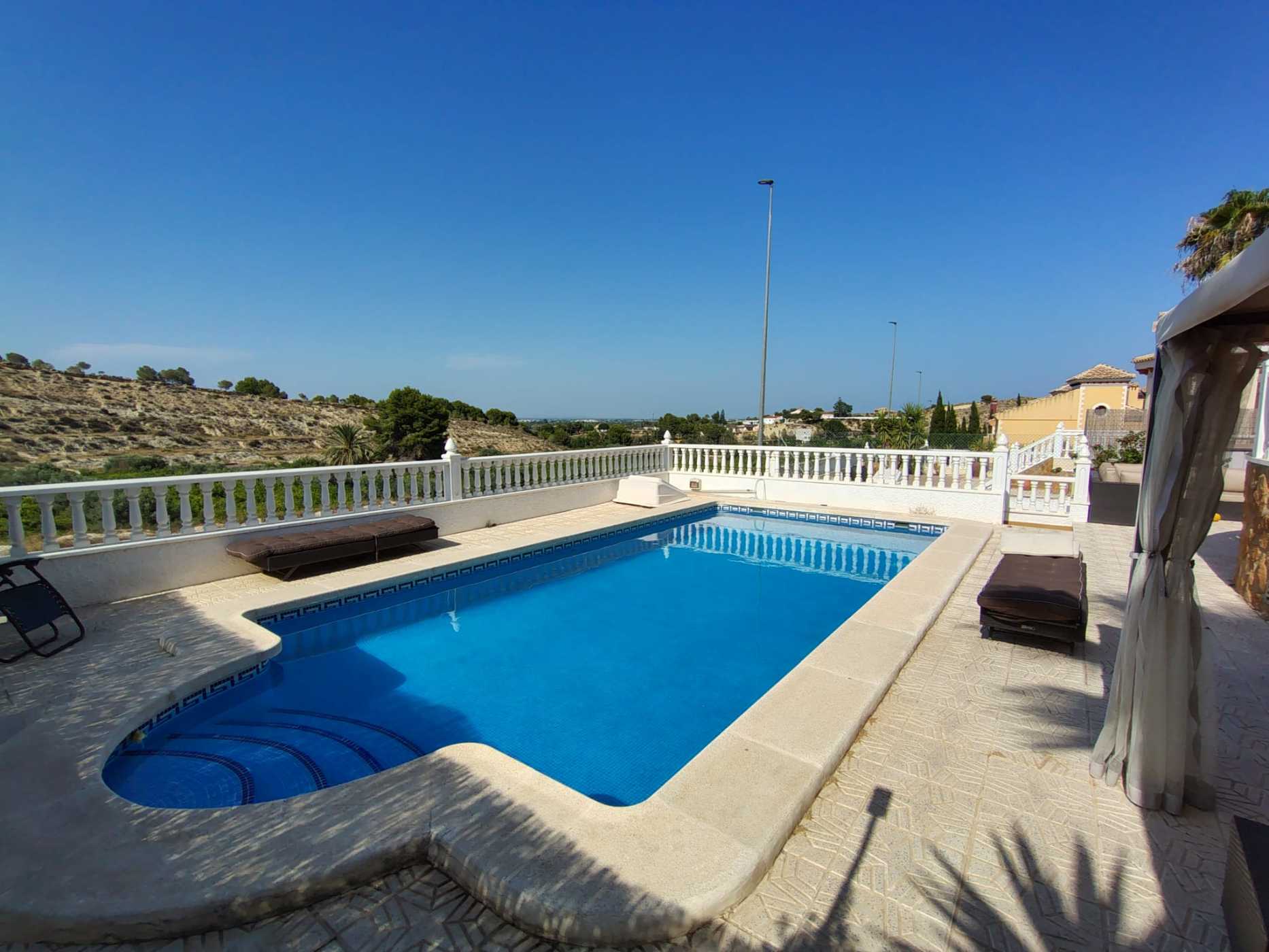 Casa en venta en calle Calle Holanda