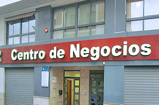 Oficina en venta en calle Villafamés-22-24