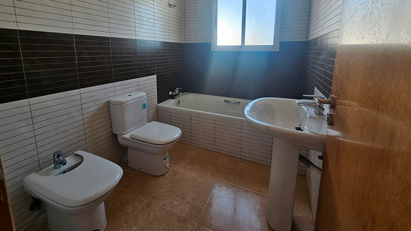 House for sale in calle Ameradors