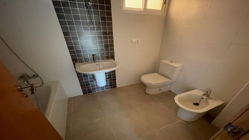 Piso en venta en calle Delegado Valera