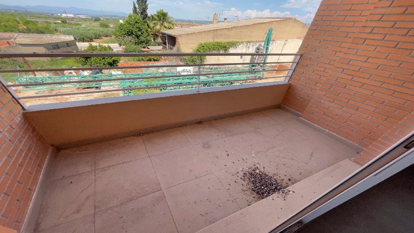 Piso en venta en calle Delegado Valera