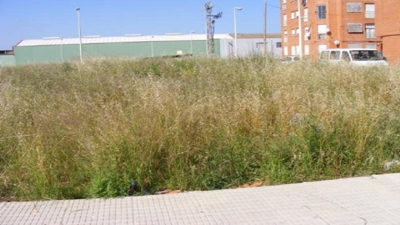 Terreno urbanizable en venta en calle València